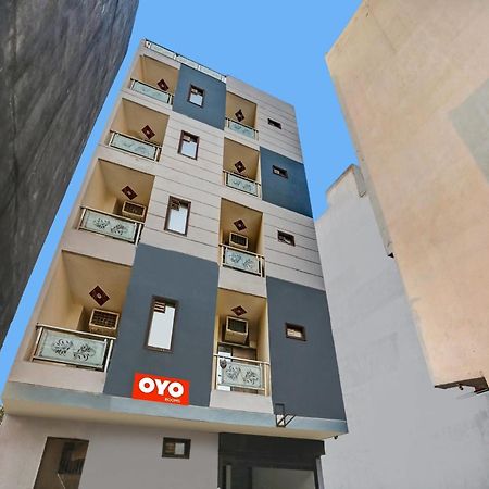 Hotel O Hotel Blue Orchid نيودلهي المظهر الخارجي الصورة