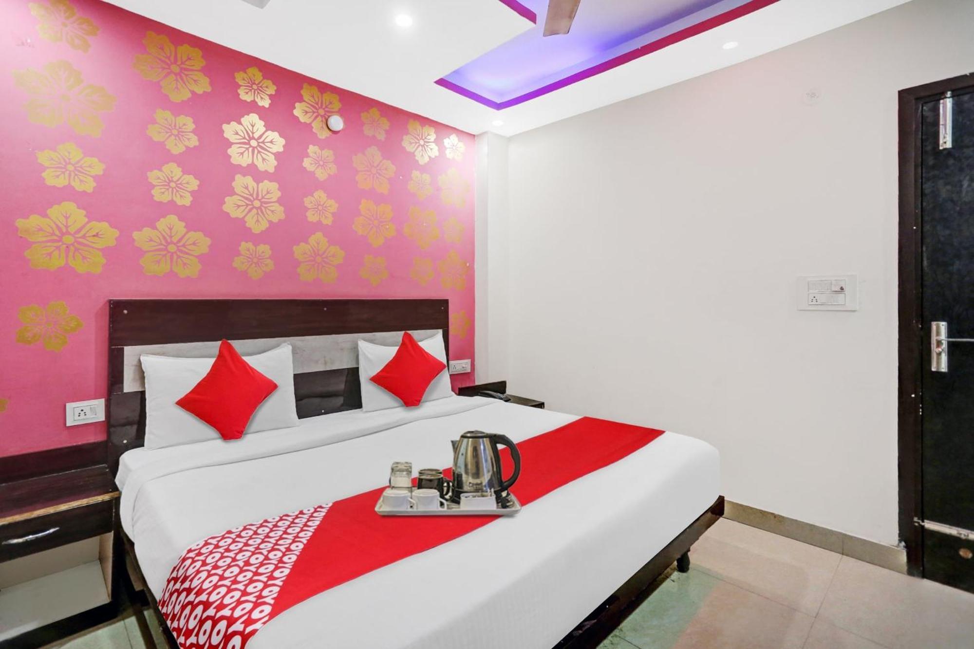 Hotel O Hotel Blue Orchid نيودلهي المظهر الخارجي الصورة