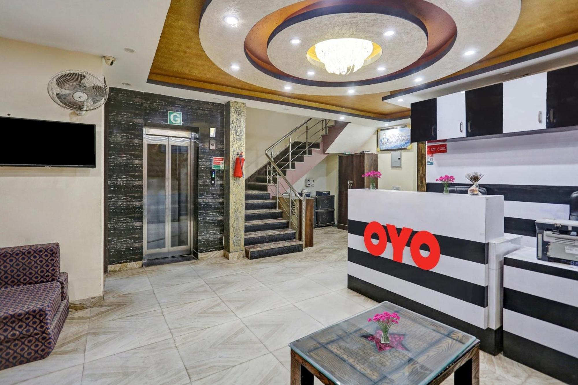 Hotel O Hotel Blue Orchid نيودلهي المظهر الخارجي الصورة